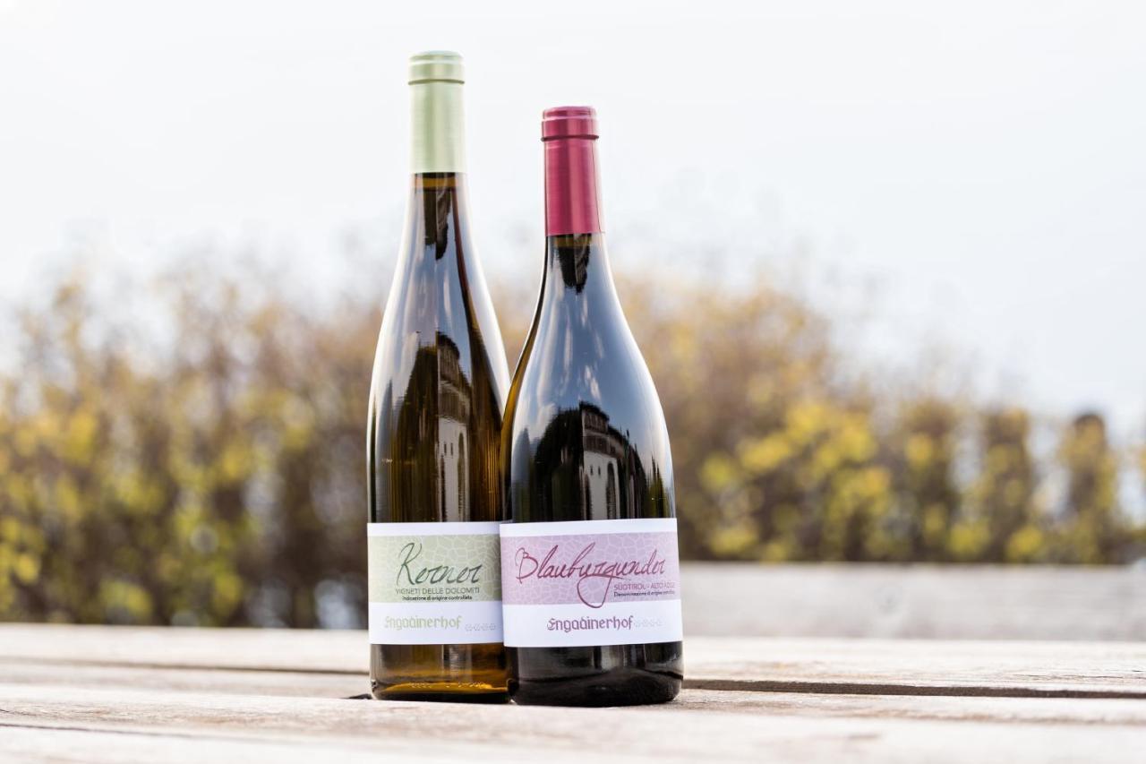 Engadiner Apartments & Wines Montagna Eksteriør billede