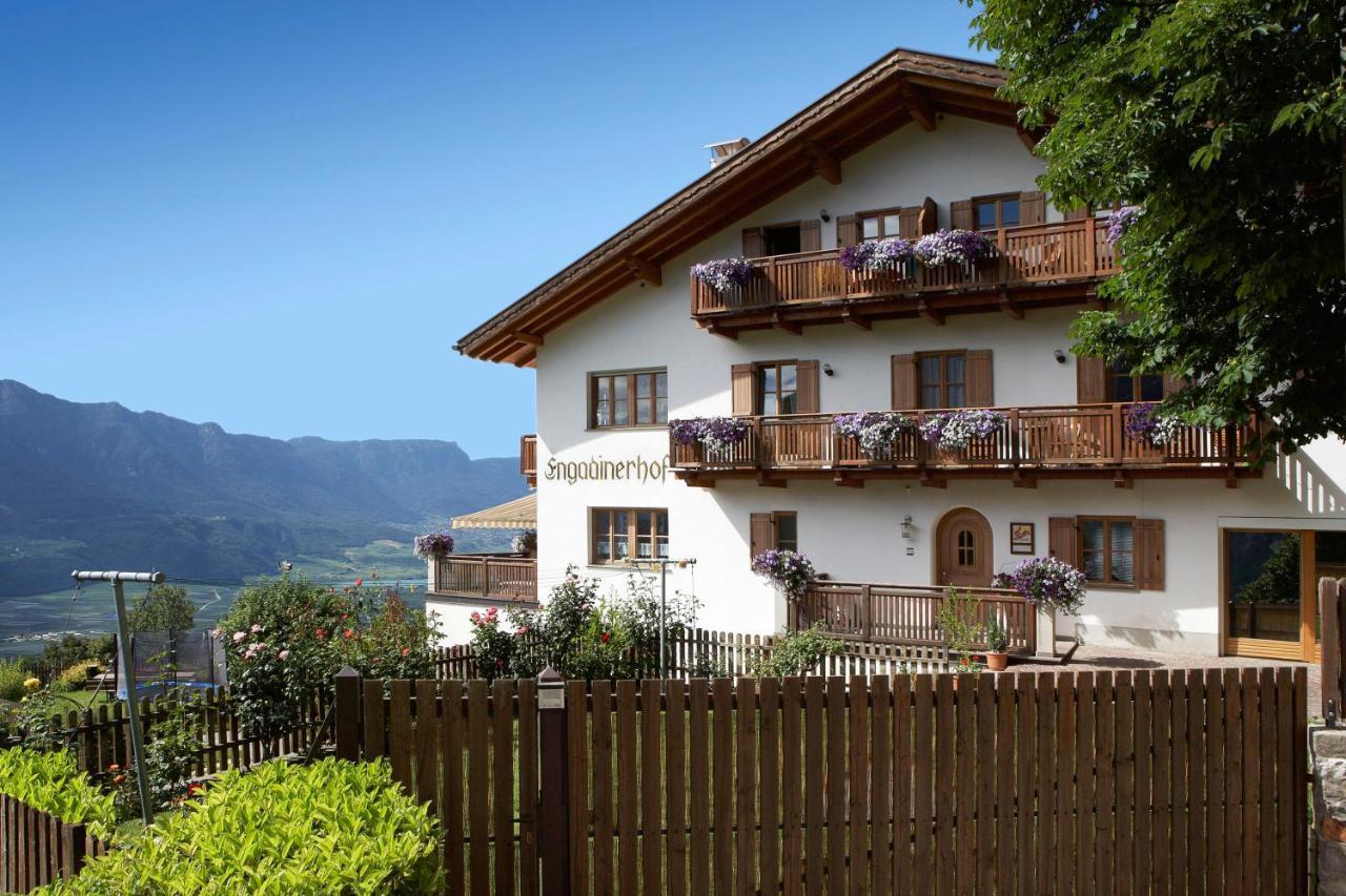 Engadiner Apartments & Wines Montagna Eksteriør billede